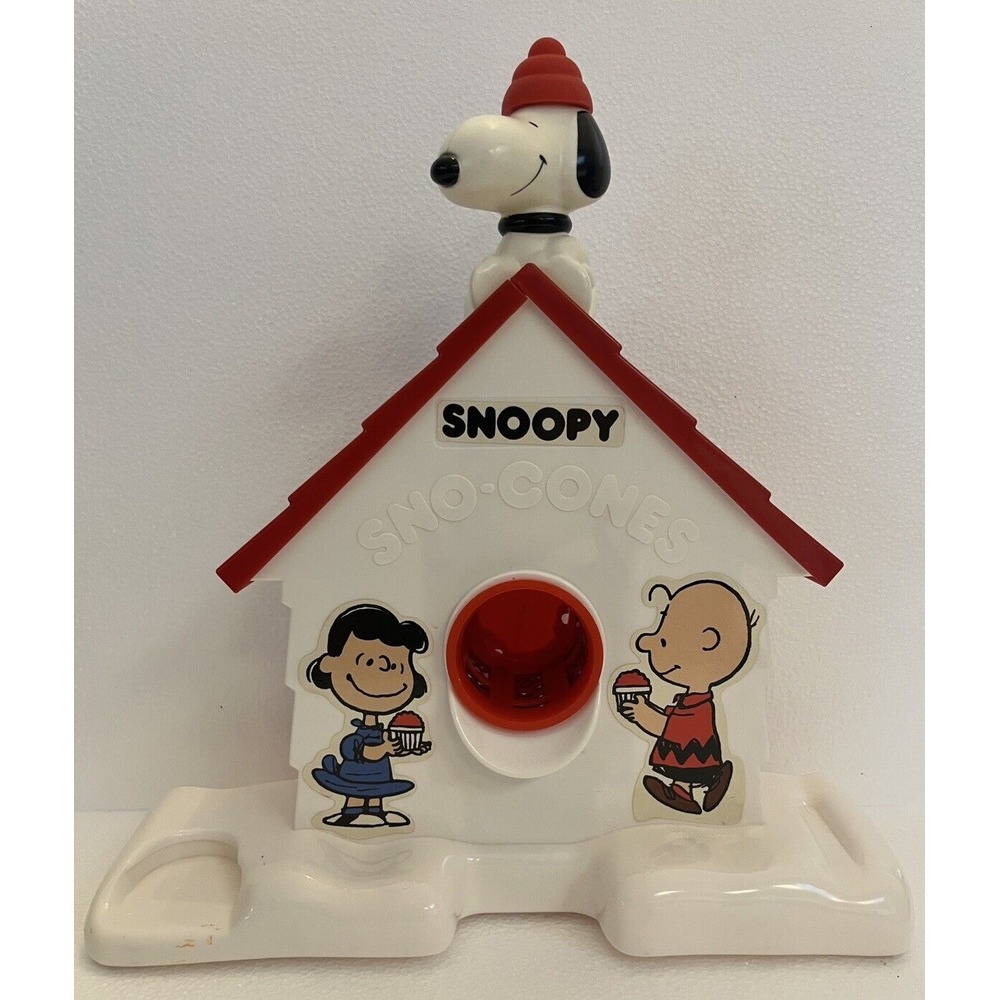The Original Snoopy‎ Sno-Cone Machine - Vintage